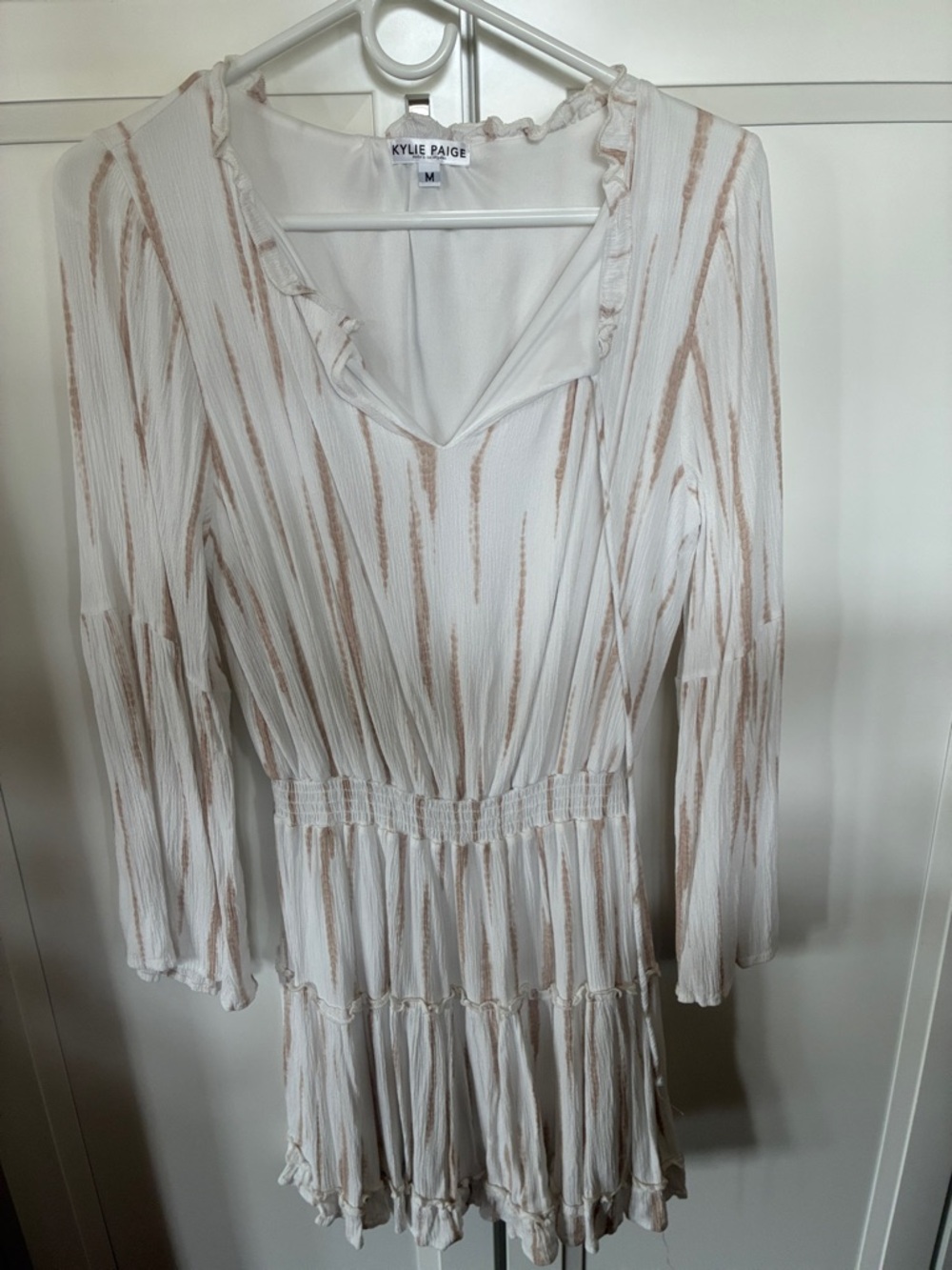 Kylie Paige White & Beige Ruffle V-Neck Midi Dress